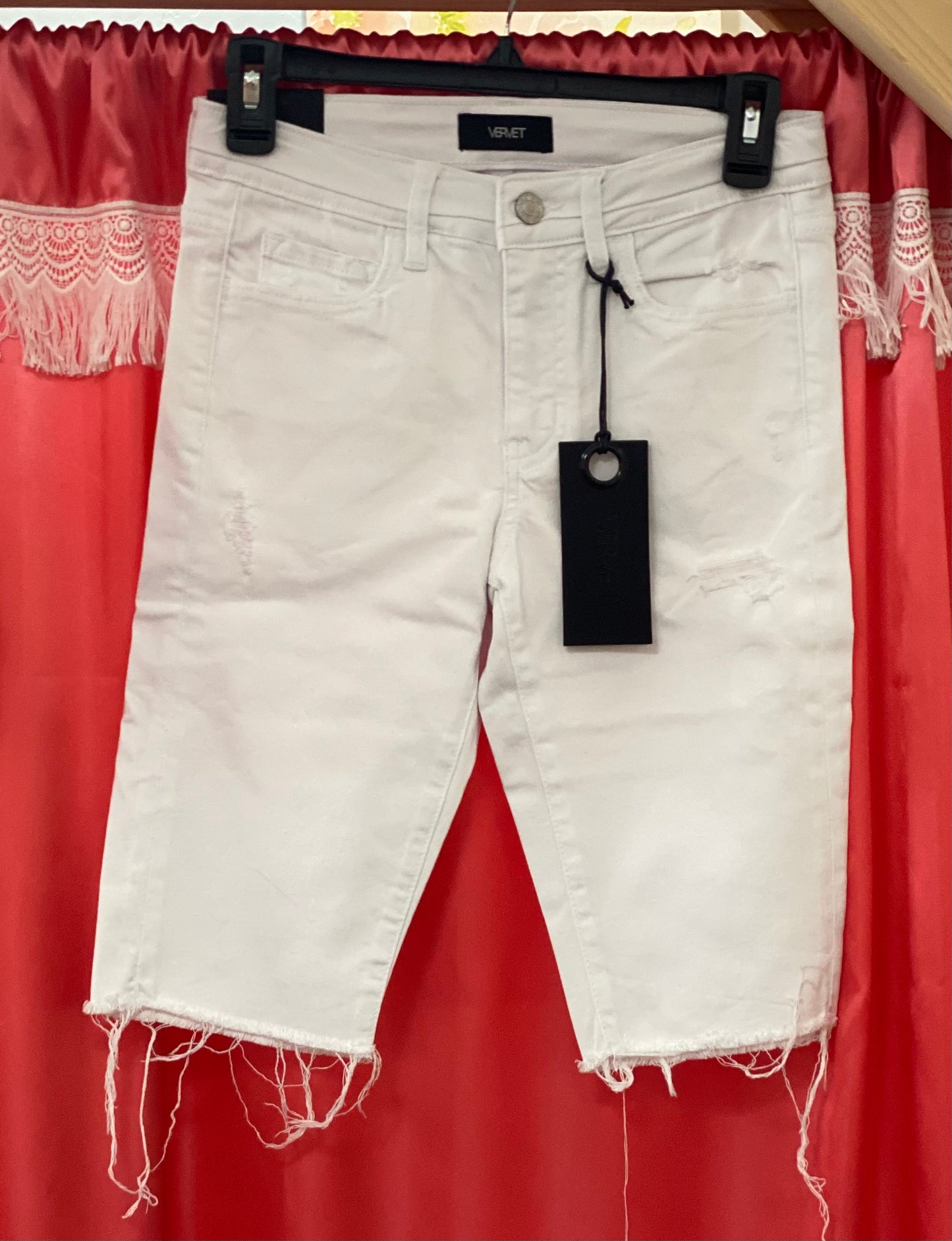 Vervet White Bermuda Shorts