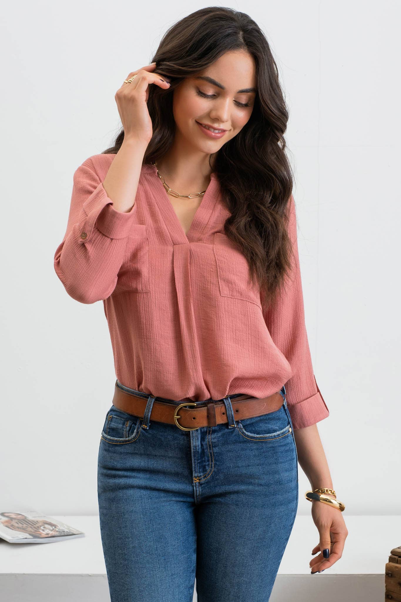 SPLIT NECK BACK BUTTON 3/4 TAB SLEEVE TOP: BLUSH