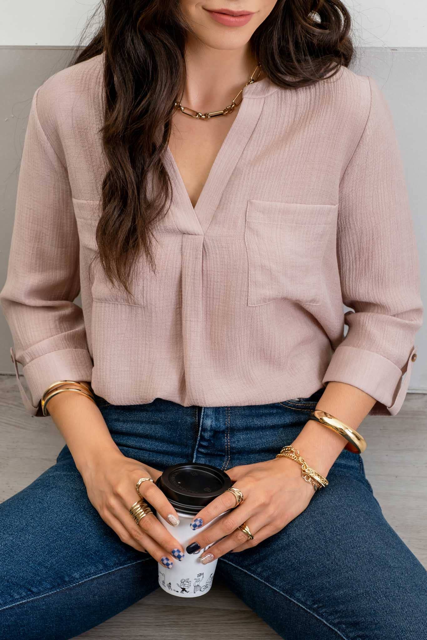 SPLIT NECK BACK BUTTON 3/4 TAB SLEEVE TOP: BLUSH