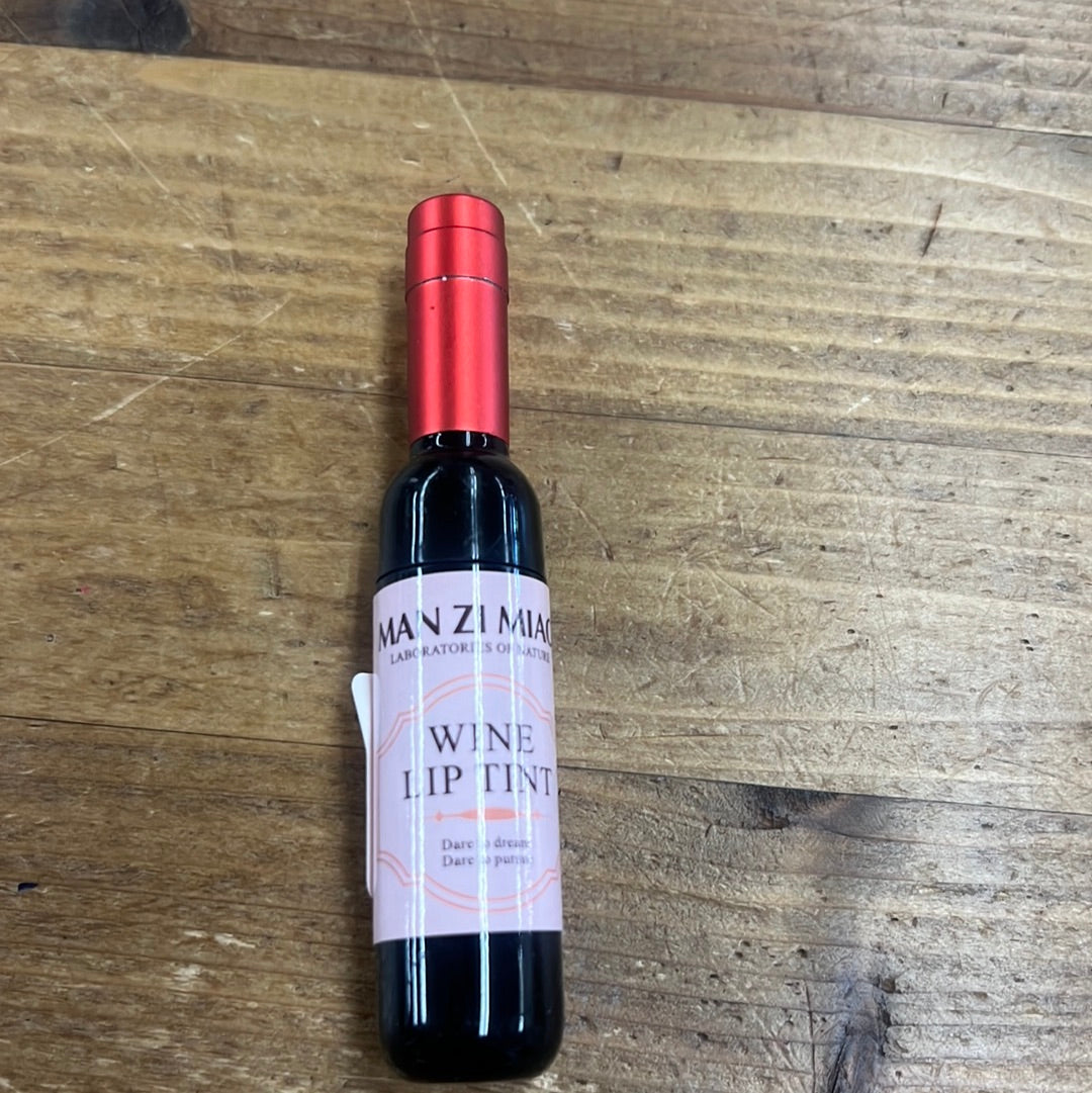Wine lip tint