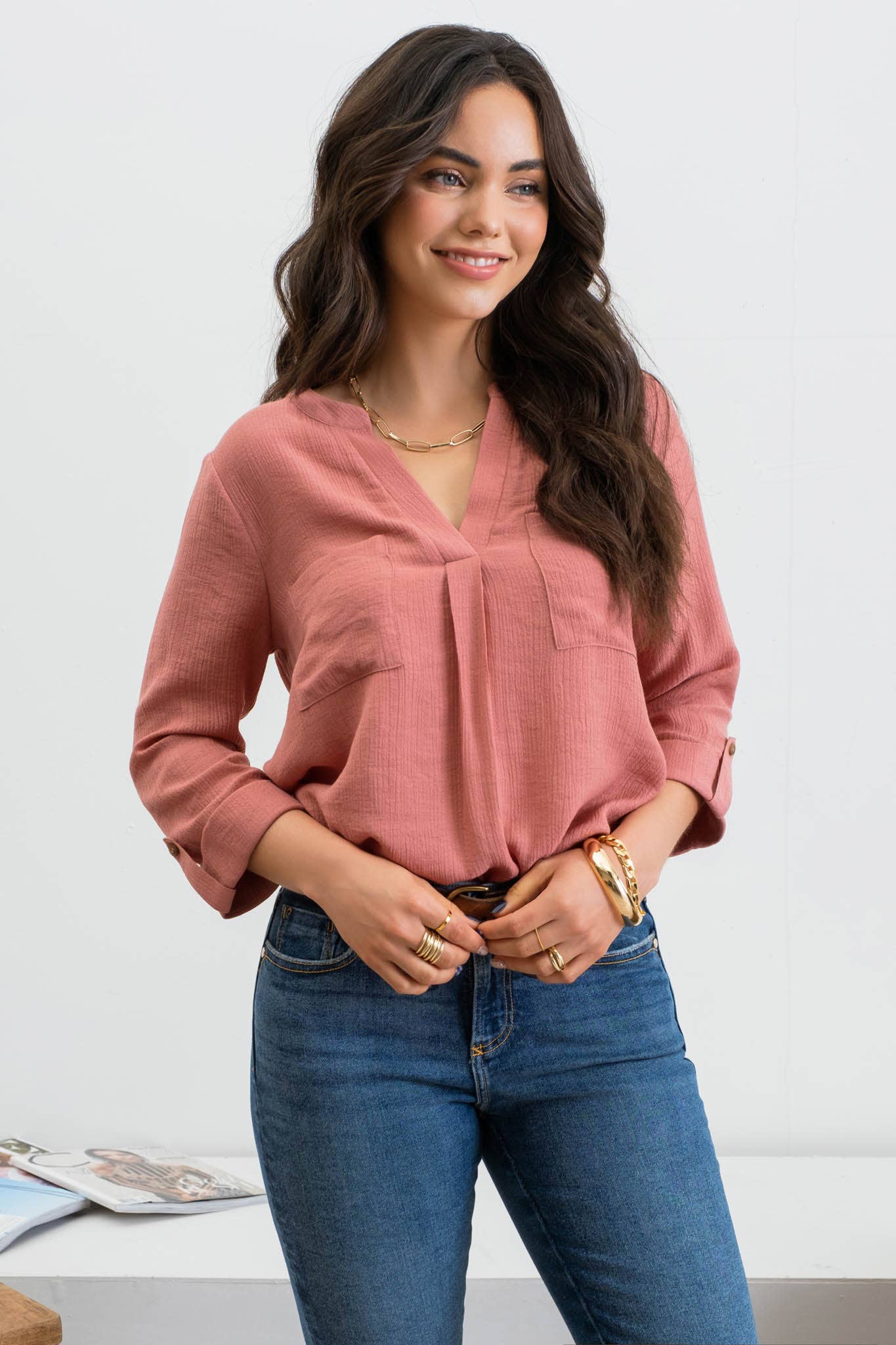 SPLIT NECK BACK BUTTON 3/4 TAB SLEEVE TOP: BLUSH