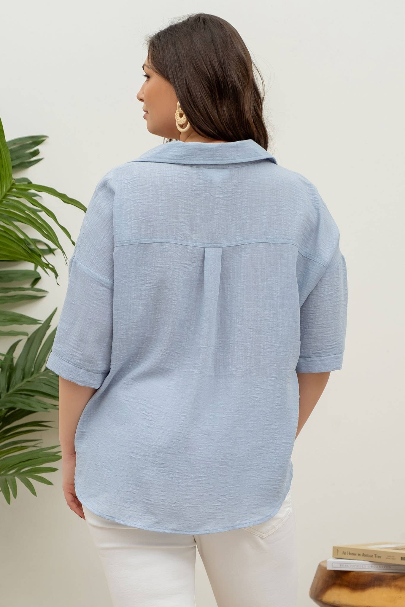 PLUS GAUZE SHORT SLEEVE BUTTON DOWN SHIRT: BLUE