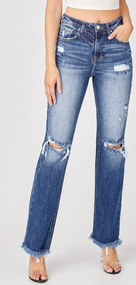 Risen Distressed curvy jeans