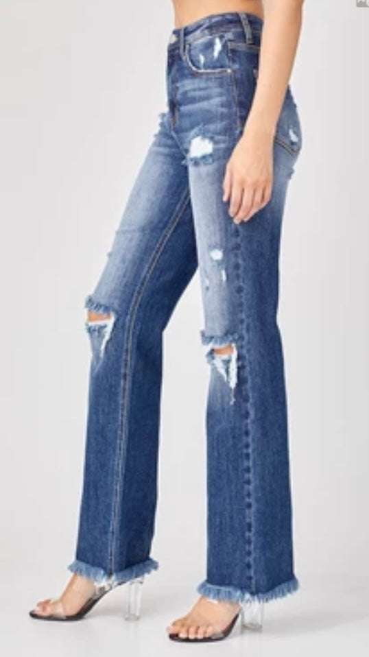 Risen Distressed curvy jeans