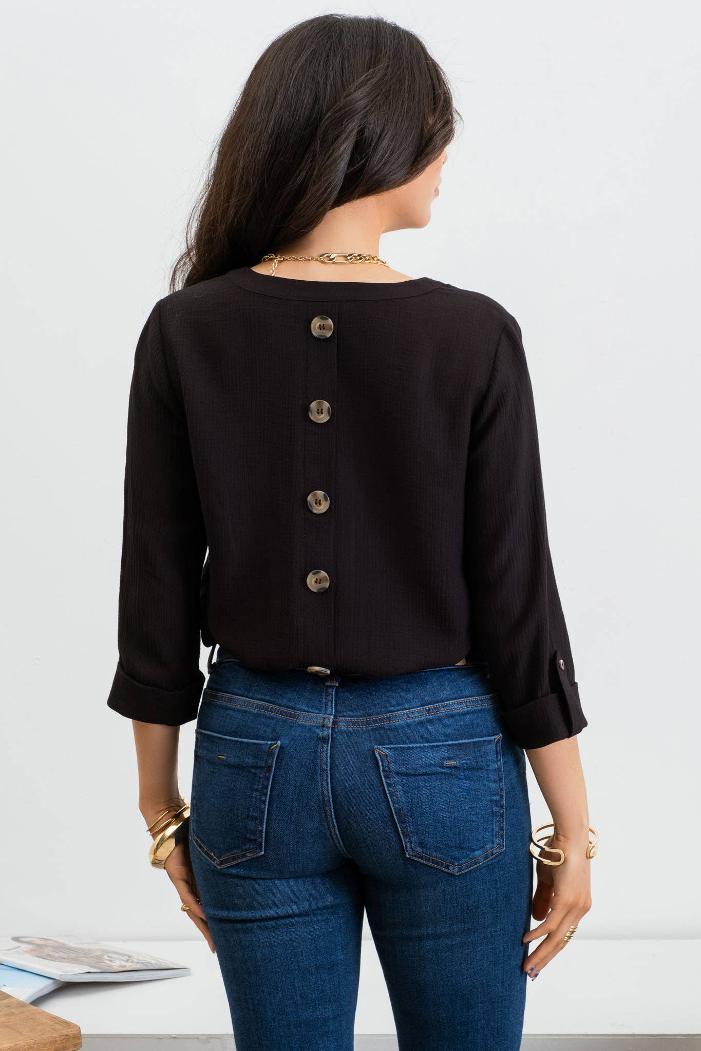 SPLIT NECK BACK BUTTON 3/4 TAB SLEEVE TOP: BLUSH